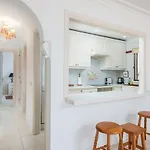 Exclusive Frontline One Bedroom Apartamento